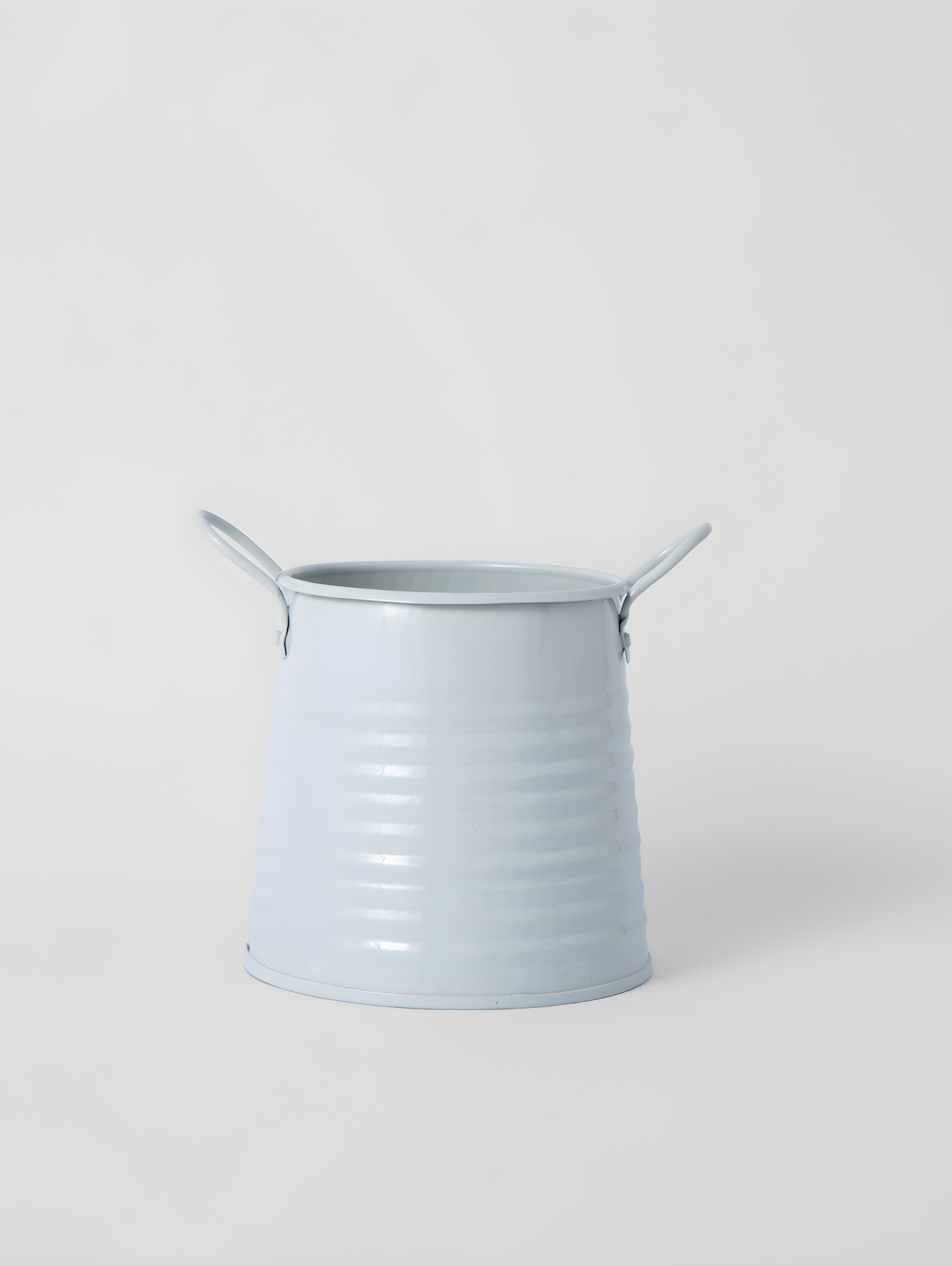 گلدان فلزی پله ای