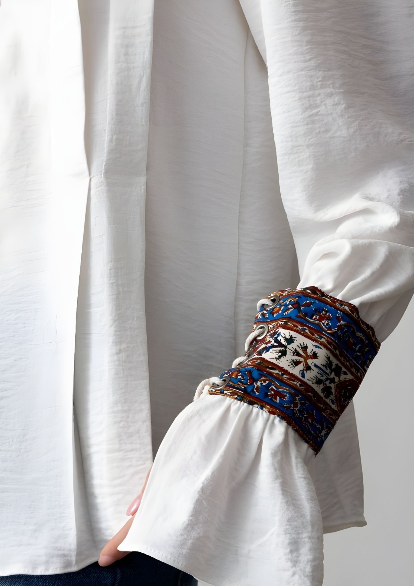 شومیز زنانه سفید نخی