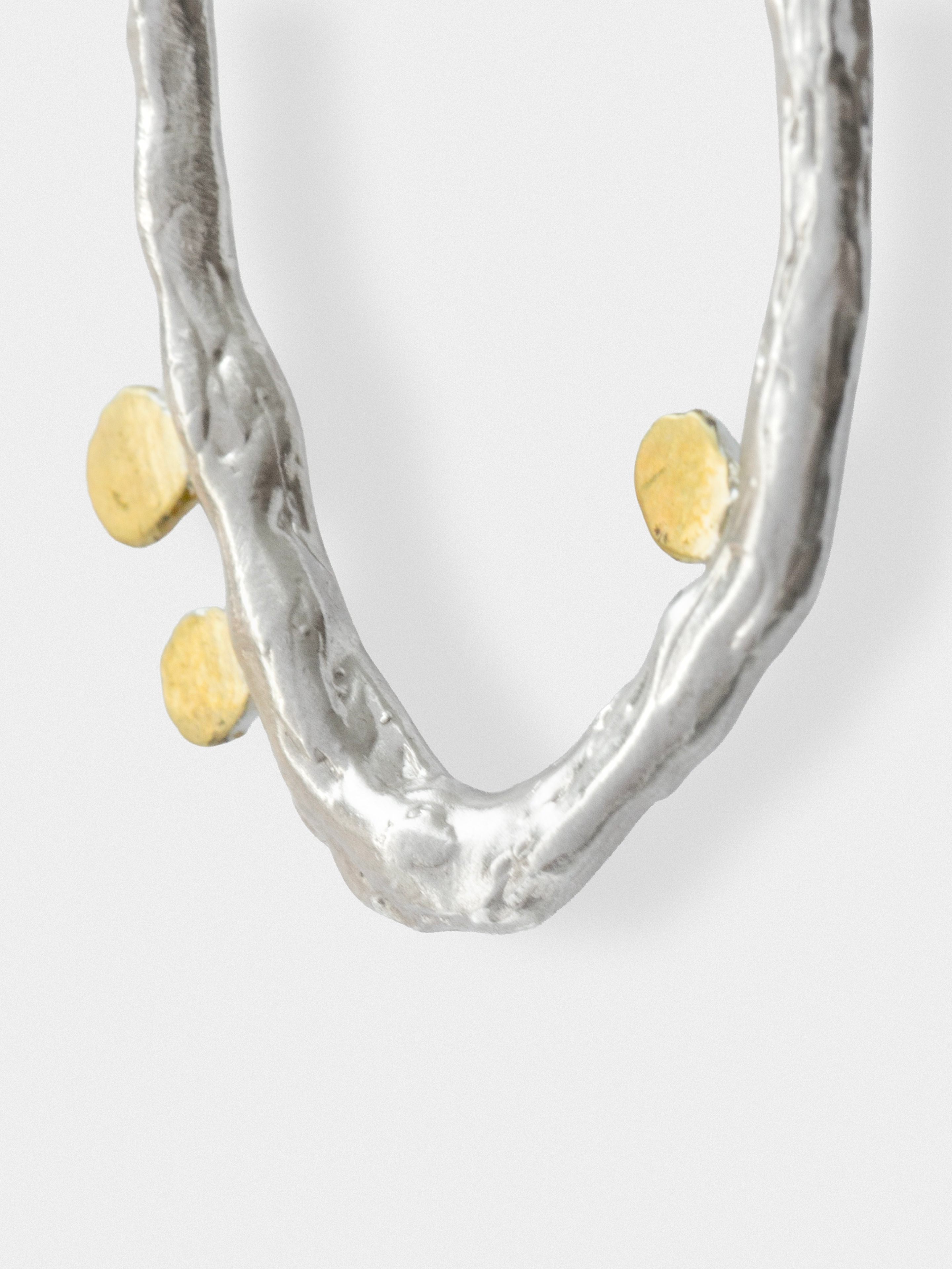 گوشواره دات ۱۹