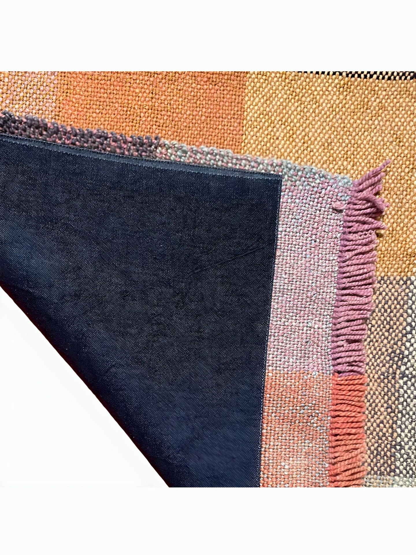 کوسن بزرگ پشم