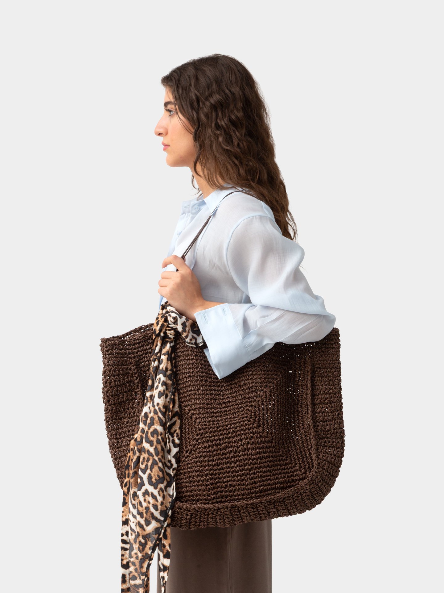 کیف دلگان قهوه ای