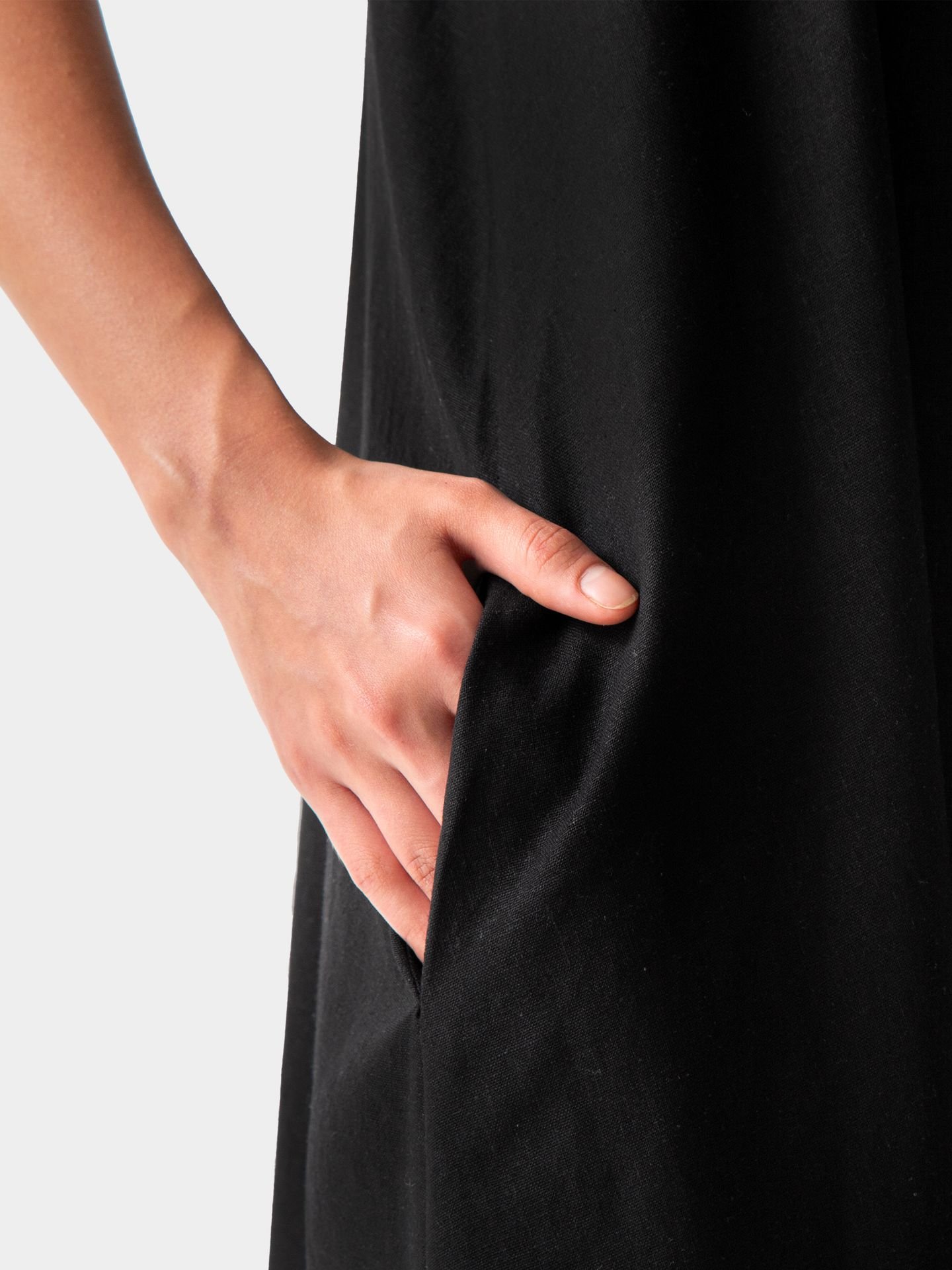پیراهن زنانه لینن مشکی Vera
