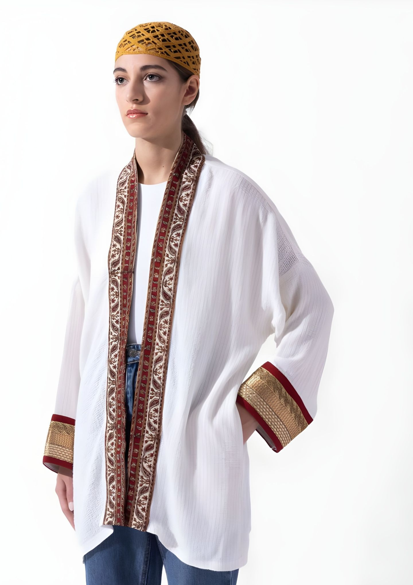 کیمونو زنانه نخی سفید