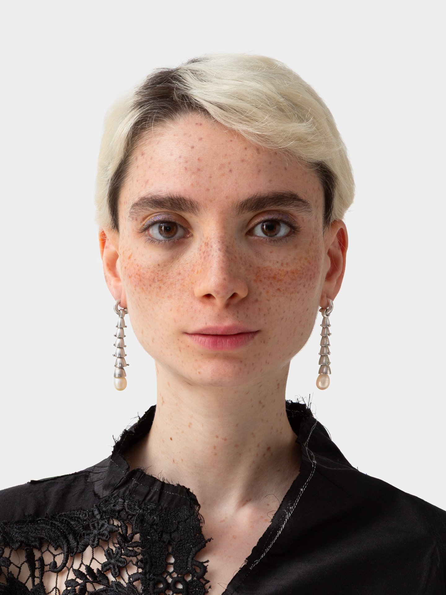 گوشواره مار و مروارید